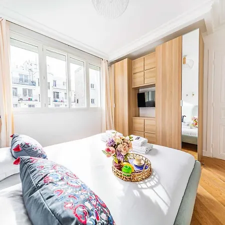 Apartment Superb Trocadero Eiffel Tower