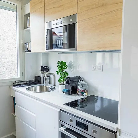 Superb Trocadero Eiffel Tower Apartment *